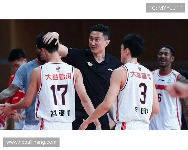 杜锋再掀篮球热潮引领中国男篮新征程展现执教智慧与团队力量